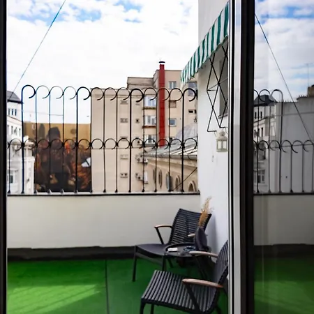 Unirii Old Delux With Terace Appartamento