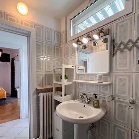 Unirii Old Delux With Terace